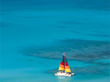 自然海上的小船风景智能手机墙纸图片大全