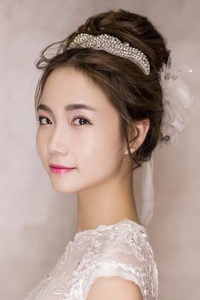 韩国最时尚新娘简约气质发型图