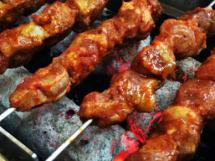 新疆民族美食羊肉串烧烤